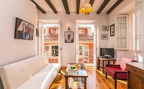 Philarmonic Orchestra Apartment By Konnect